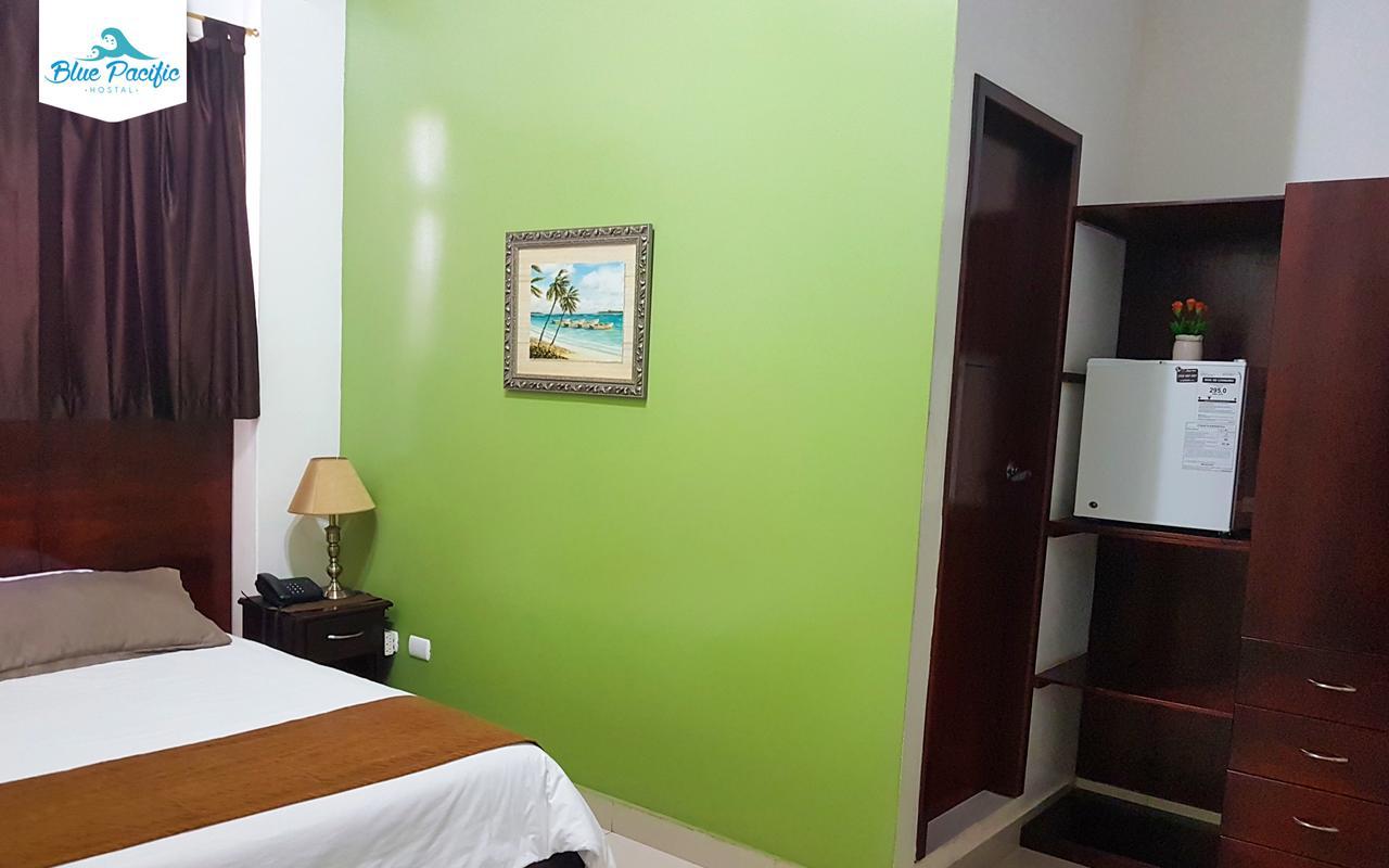 Hostal Blue Pacific Манта Экстерьер фото