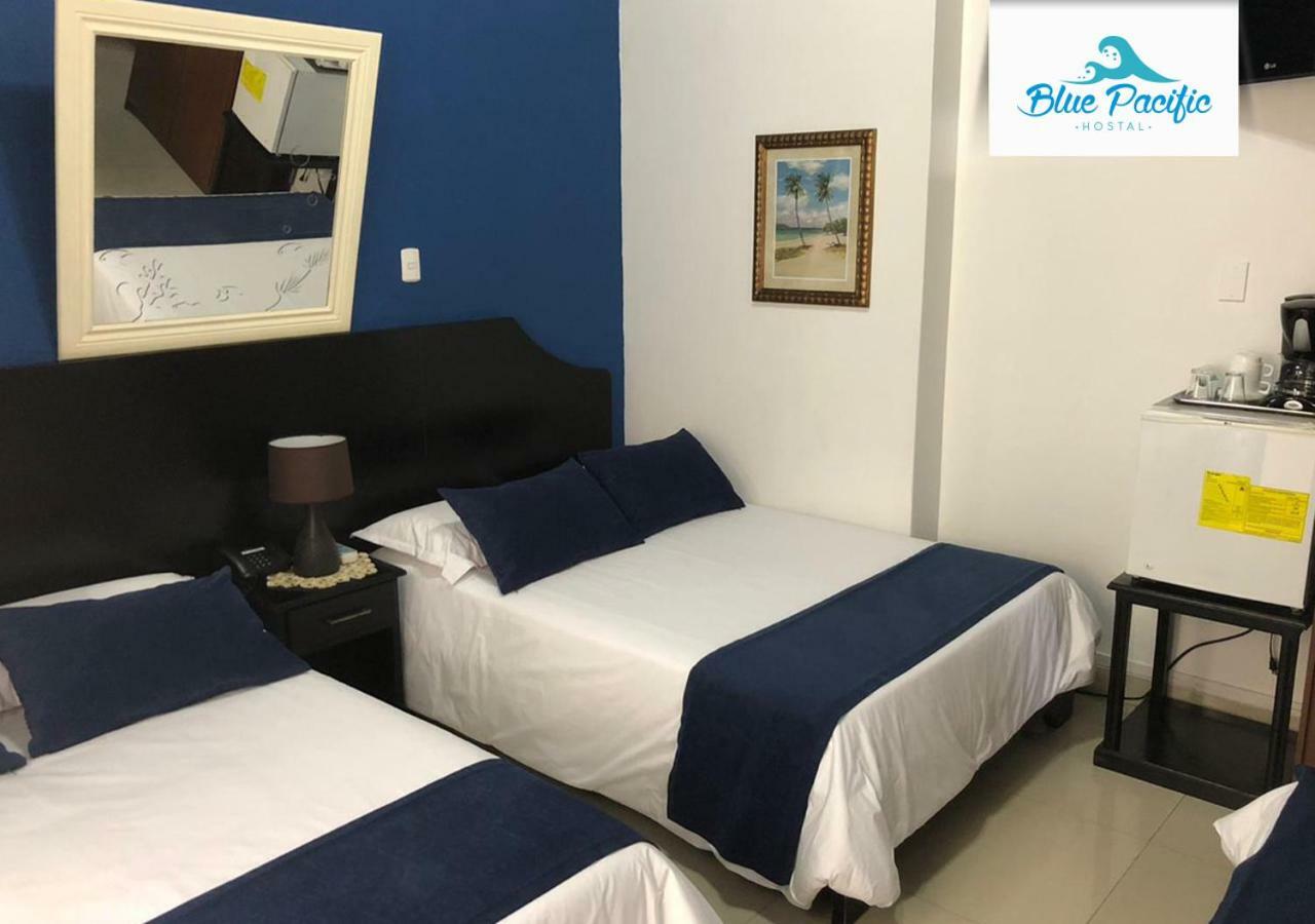 Hostal Blue Pacific Манта Экстерьер фото
